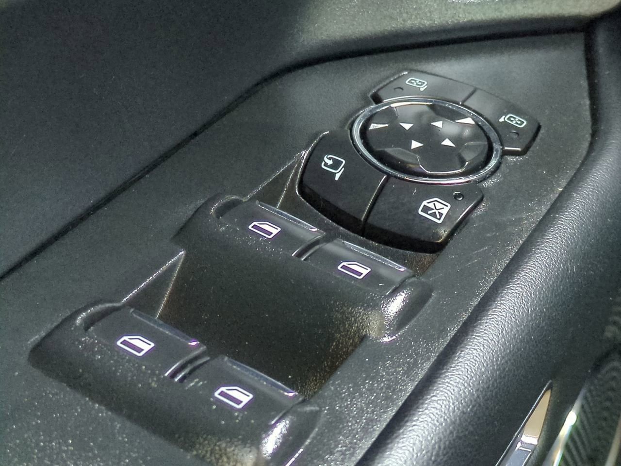 Certified 2021 Ford Expedition Platinum image 24