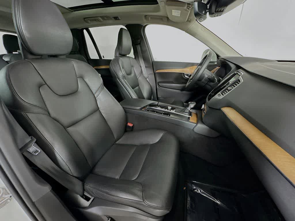 Used 2022 Volvo XC90 T6 Momentum w/ Protection Package Premier AWD/4WD image 15