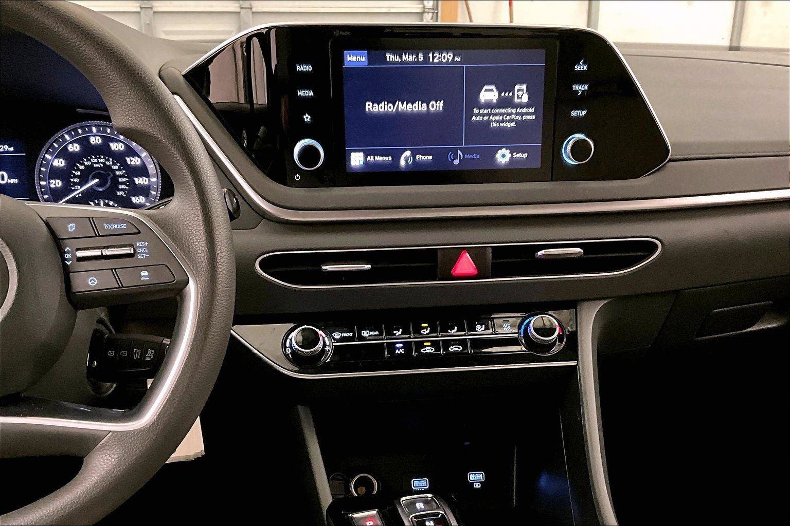 Used 2023 Hyundai Sonata SE image 6