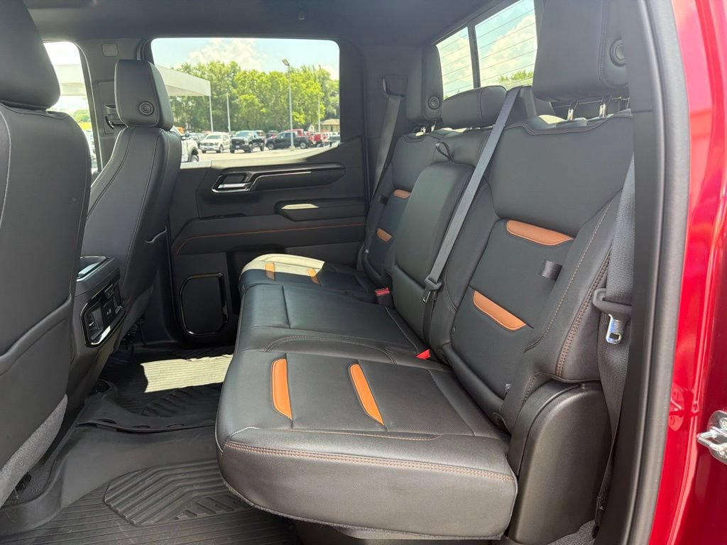 Used 2022 GMC Sierra 1500 AT4 w/ AT4 Premium Package AWD/4WD image 14