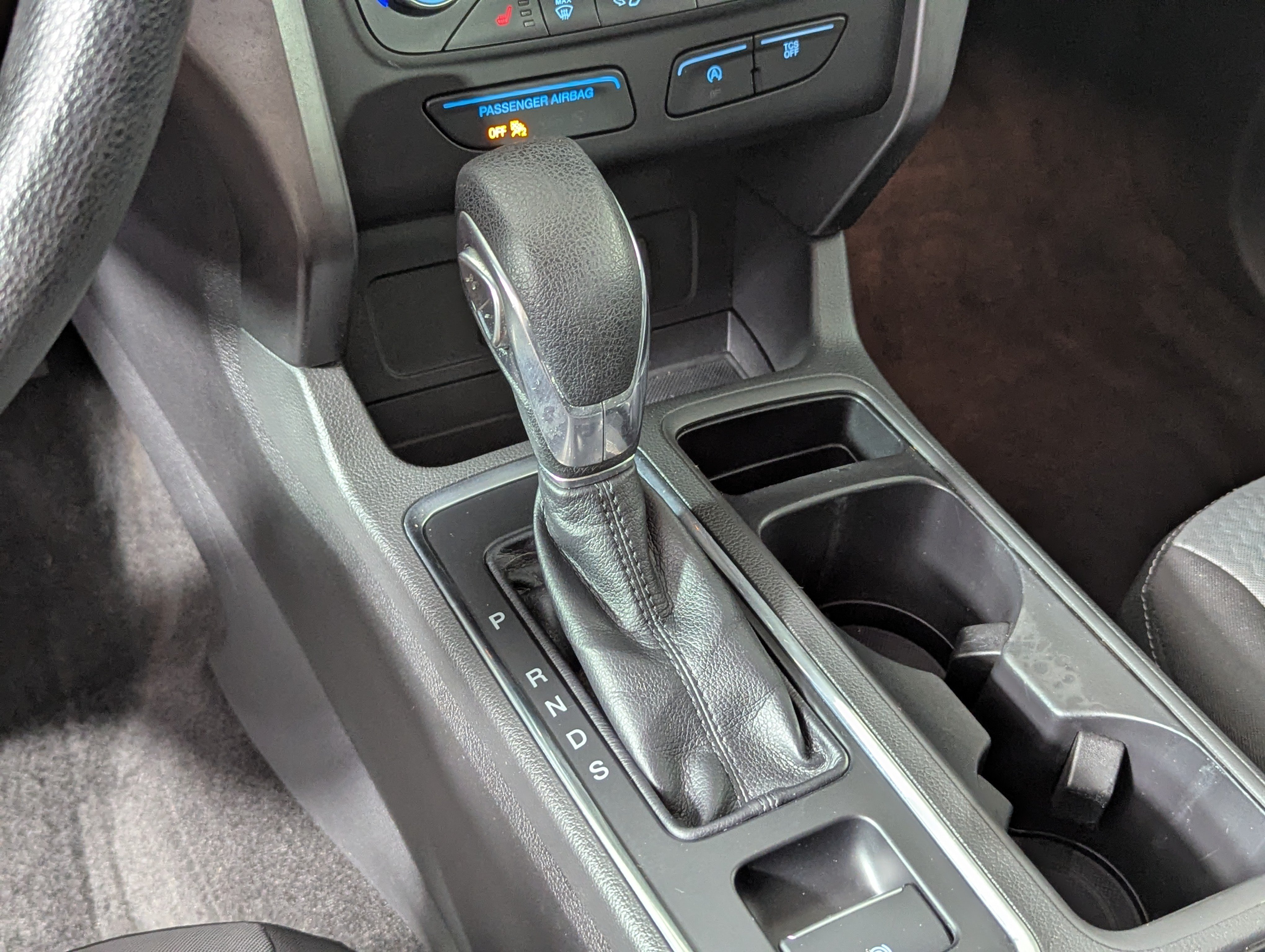 Certified 2018 Ford Escape SE FWD image 26