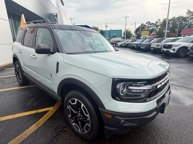 Certified 2023 Ford Bronco Sport Outer Banks w/ Tech Package AWD/4WD image 9