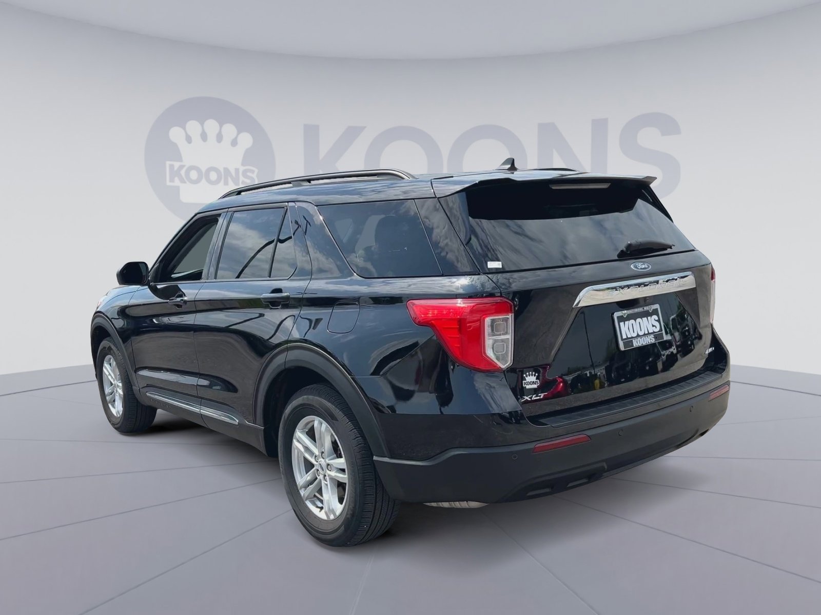 Certified 2023 Ford Explorer XLT AWD/4WD image 10