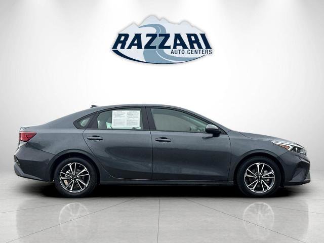 Used 2023 Kia Forte LXS image 2