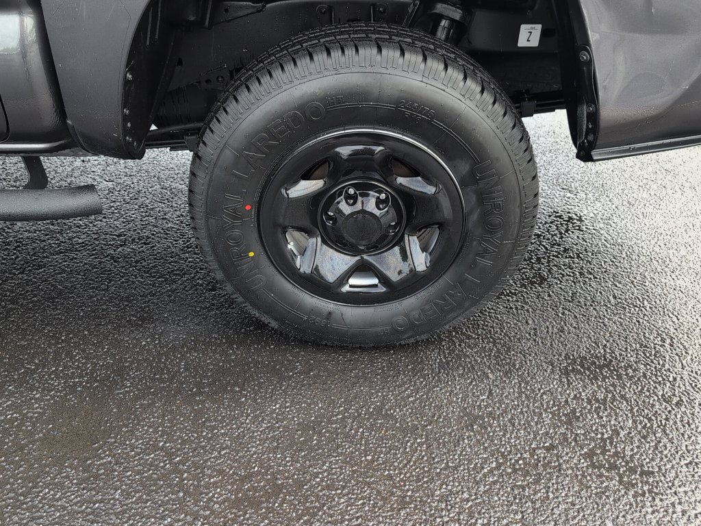 Used 2023 Toyota Tacoma SR5 RWD image 13