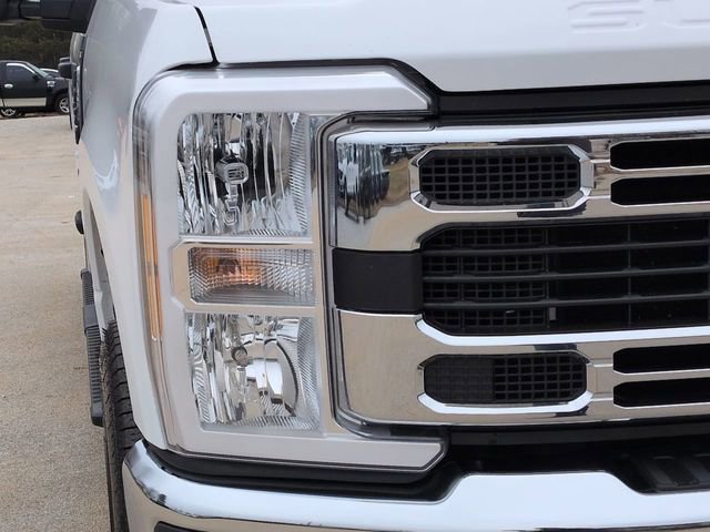 Certified 2025 Ford F250 XLT image 11