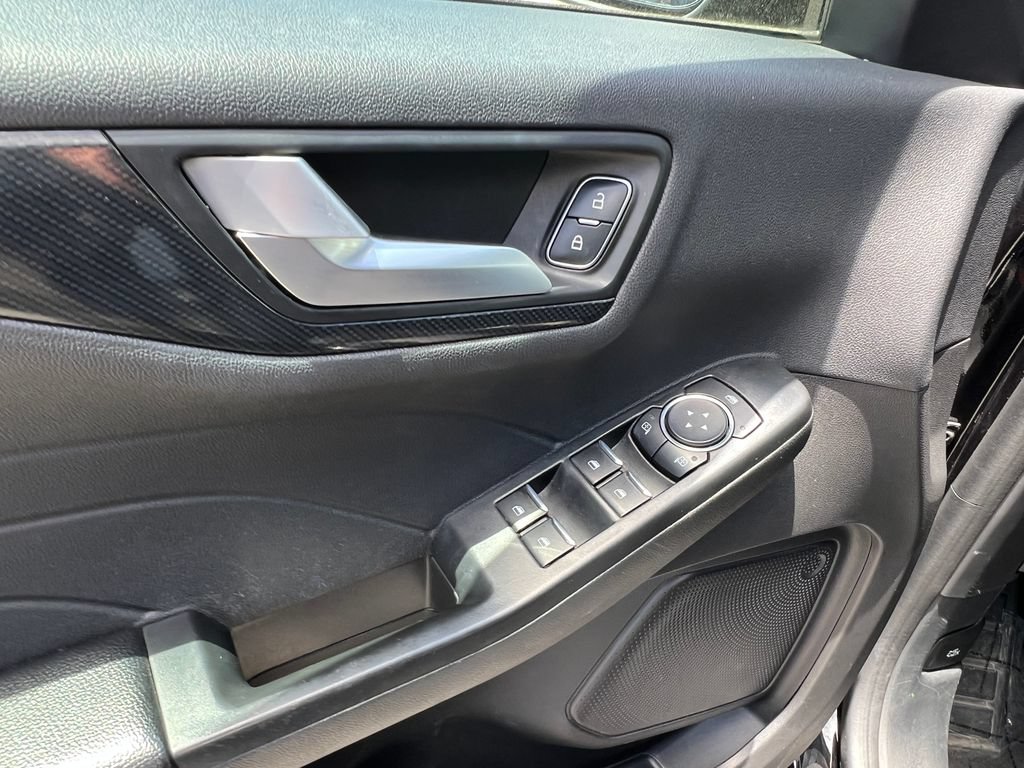 Certified 2024 Ford Escape ST-Line FWD image 24
