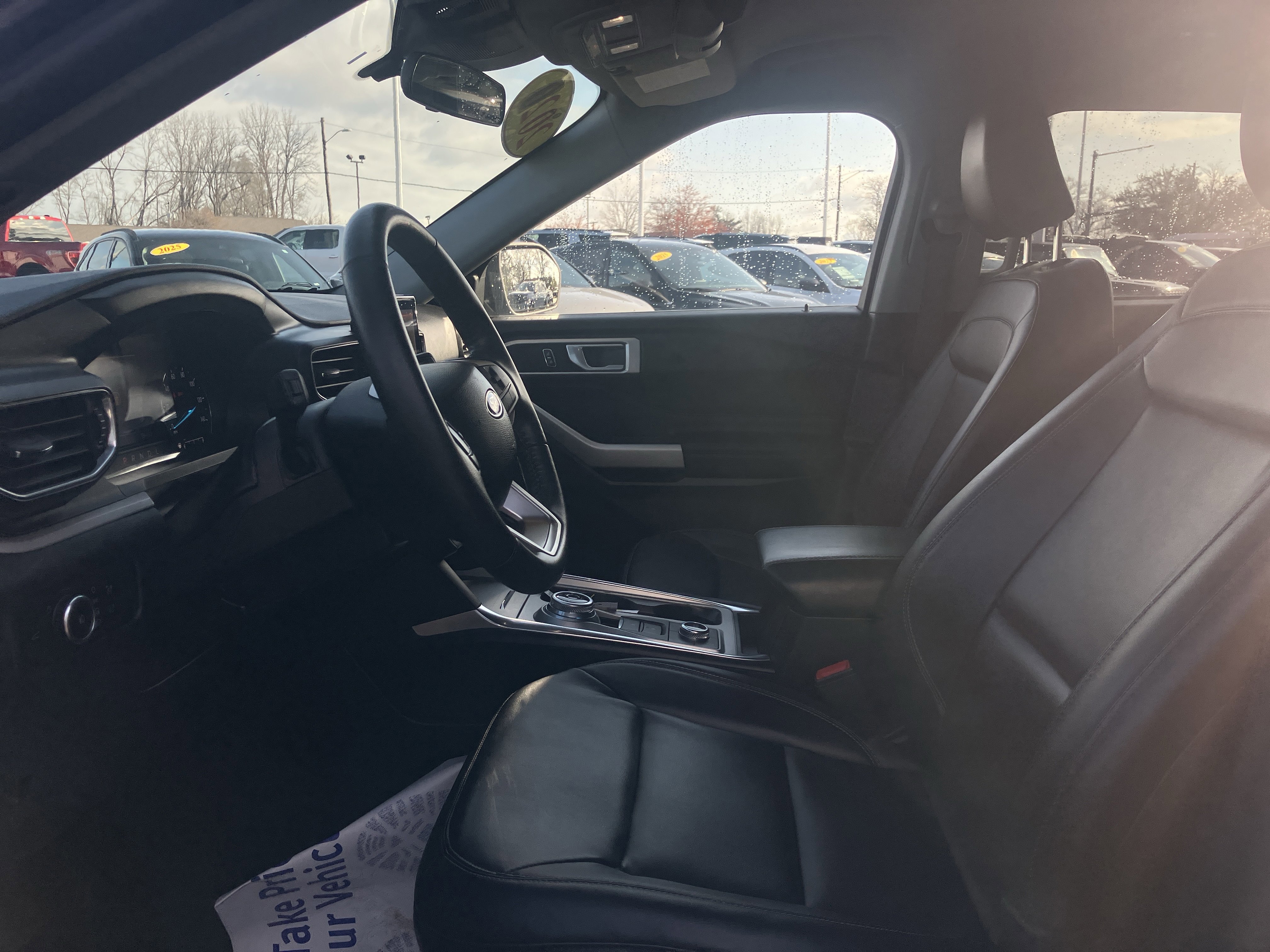 Certified 2023 Ford Explorer XLT w/ Equipment Group 202A AWD/4WD image 25
