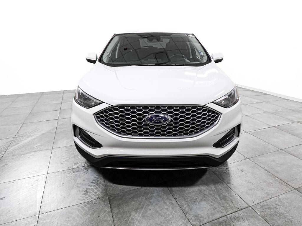 Certified 2023 Ford Edge SEL AWD/4WD image 2
