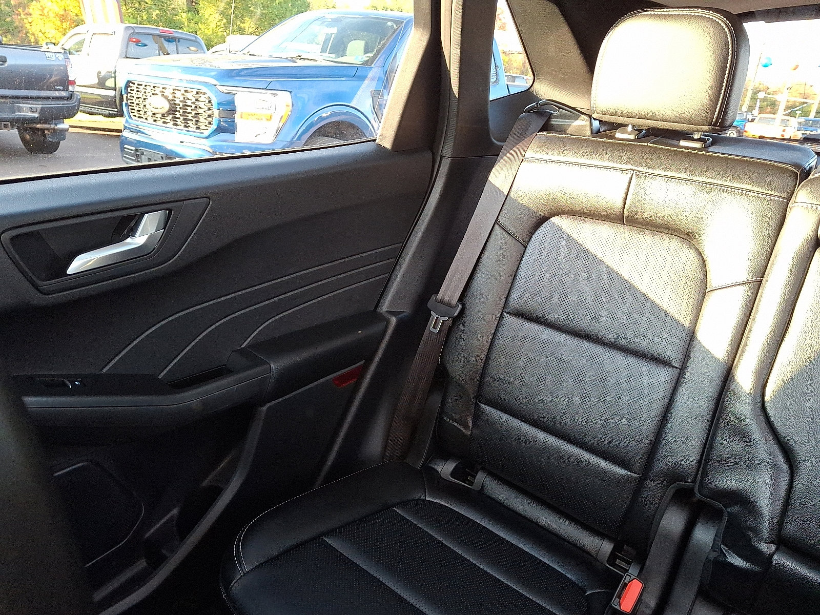 Certified 2022 Ford Escape SEL image 18