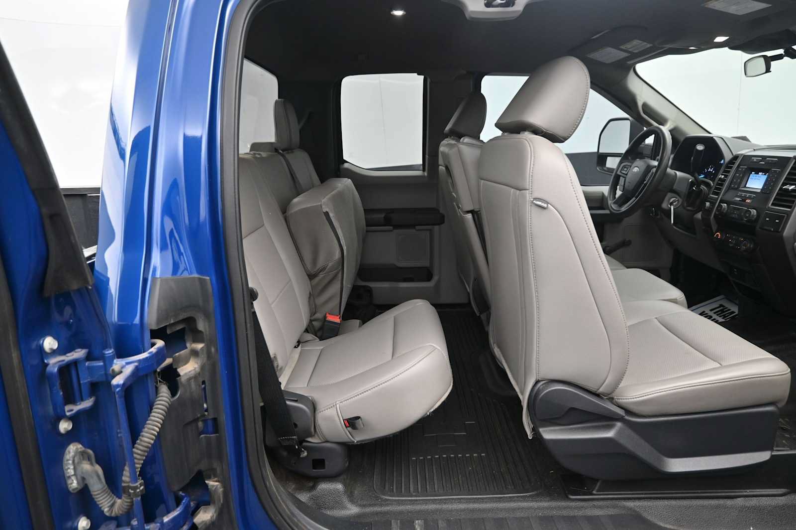 Certified 2022 Ford F250 XL w/ STX Appearance Package AWD/4WD image 16