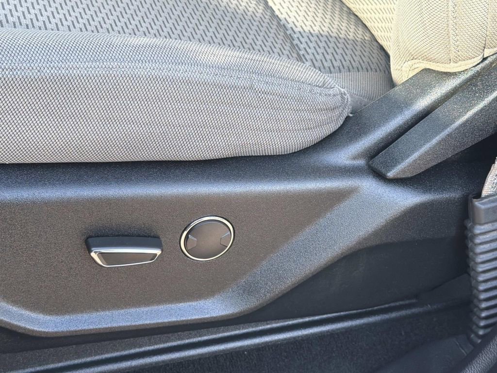 Certified 2019 Ford F250 XLT w/ XLT Premium Package image 19