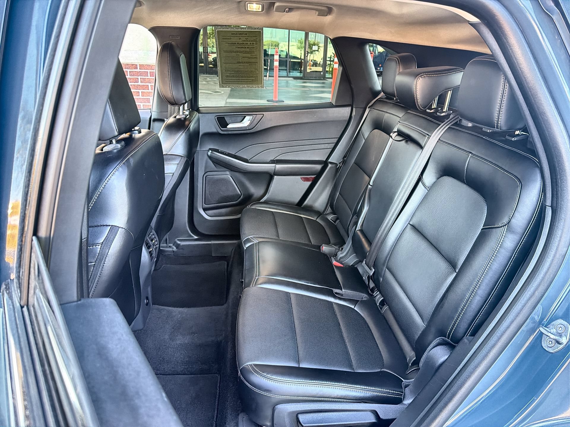 Certified 2025 Ford Escape Platinum AWD/4WD image 23