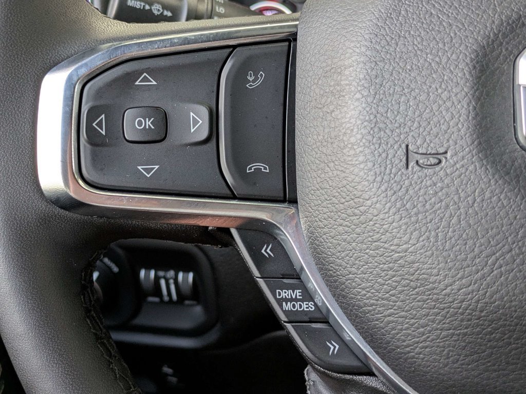 Used 2026 RAM 1500 Laramie AWD/4WD image 27