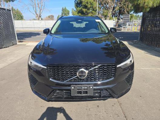 Used 2025 Volvo XC60 B5 Plus image 2