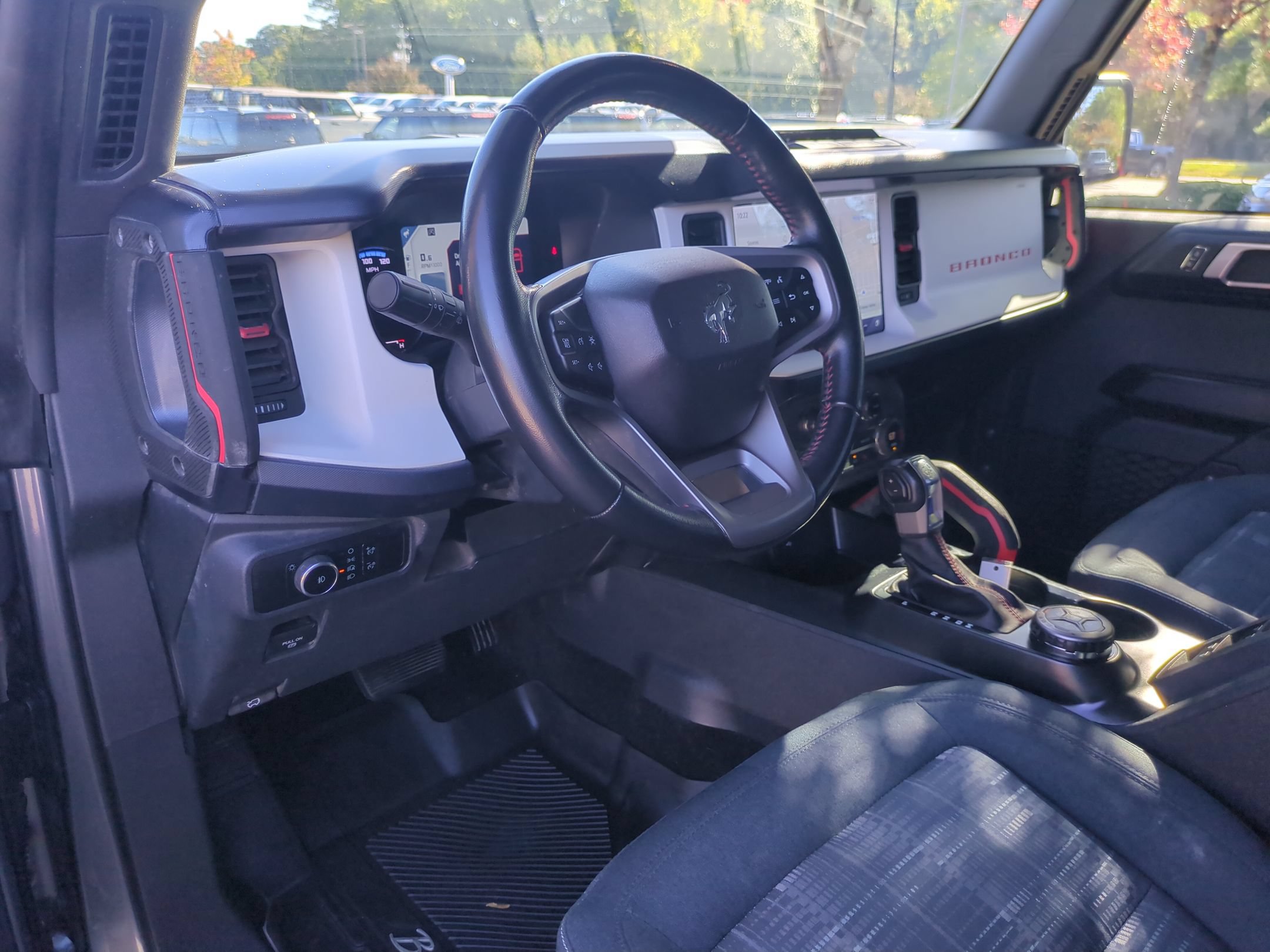 Certified 2024 Ford Bronco Heritage Edition AWD/4WD image 13