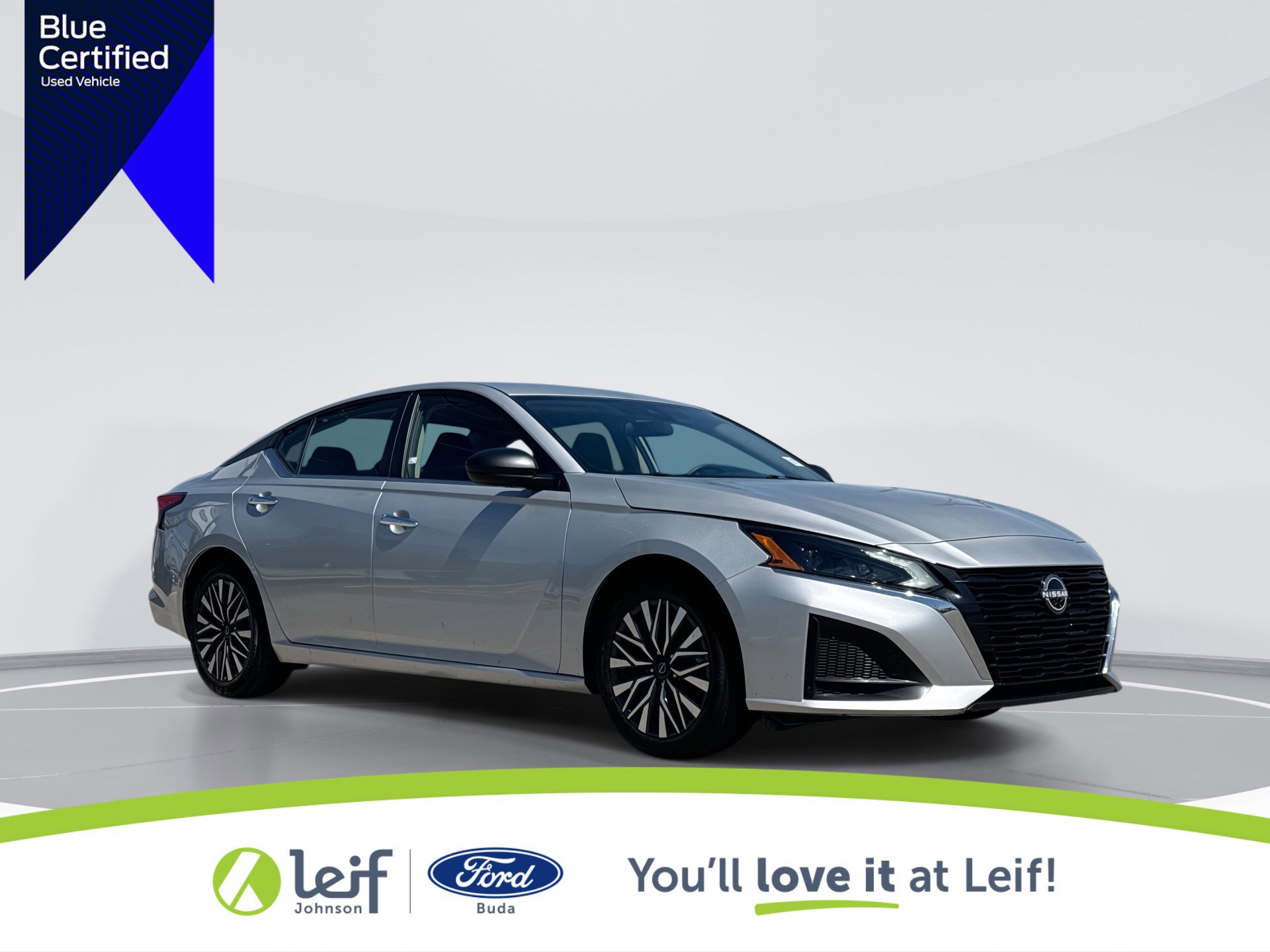 Used 2024 Nissan Altima 2.5 SV image 1