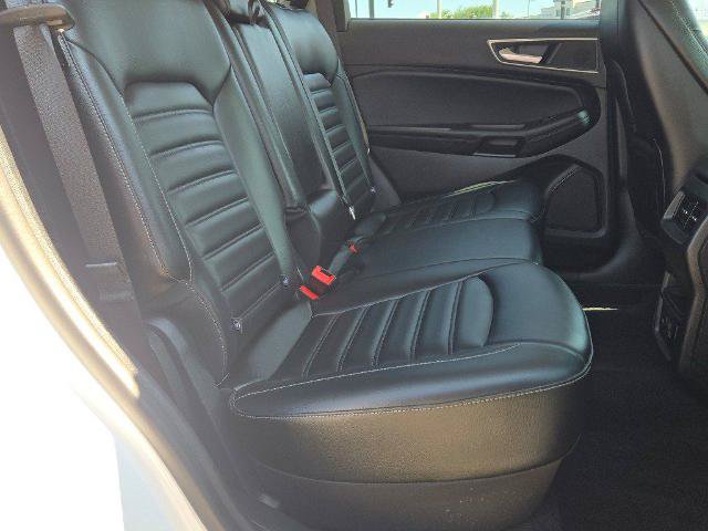 Certified 2024 Ford Edge SEL w/ Convenience Package AWD/4WD image 9
