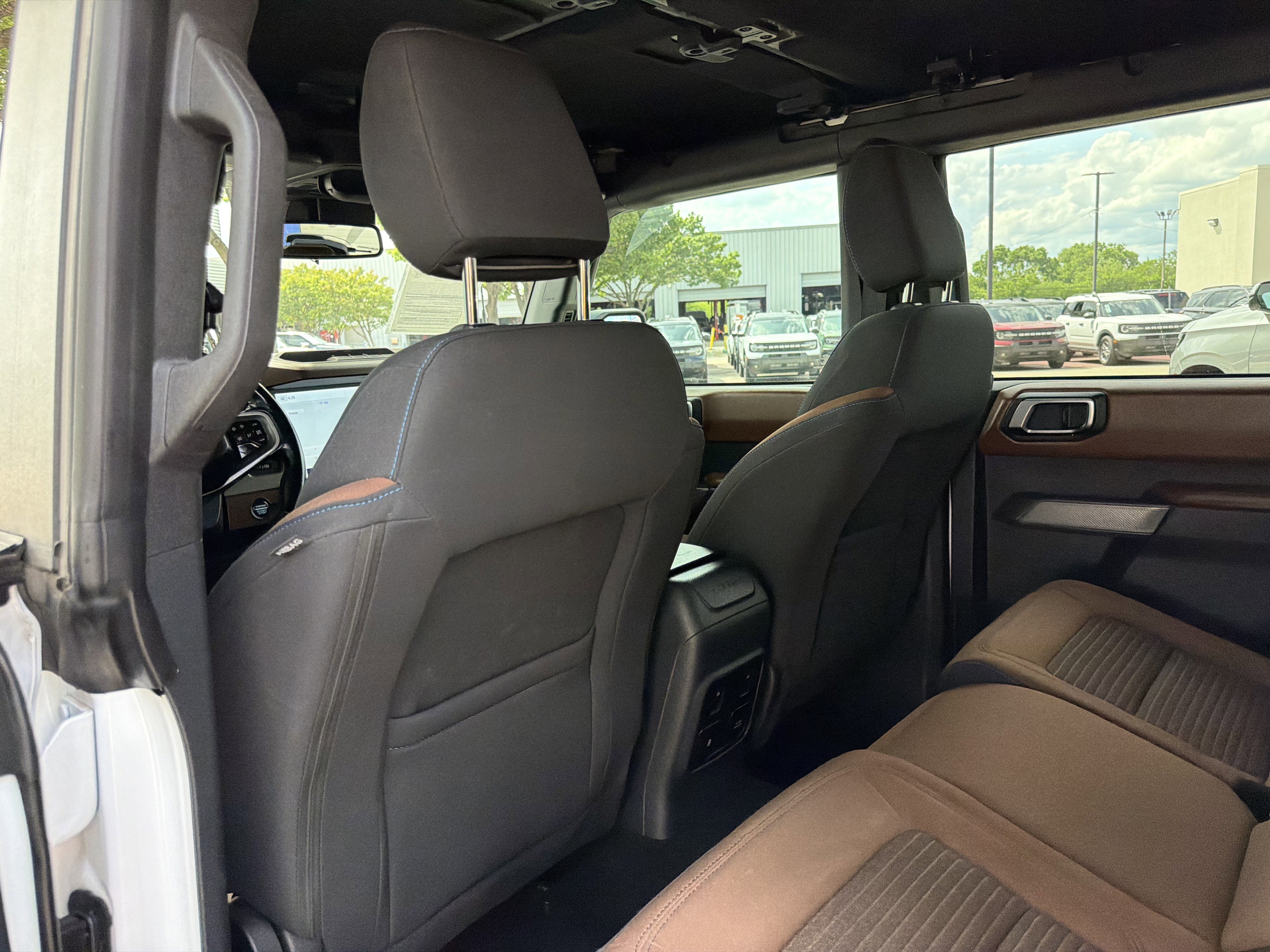 Certified 2022 Ford Bronco Outer Banks AWD/4WD image 13