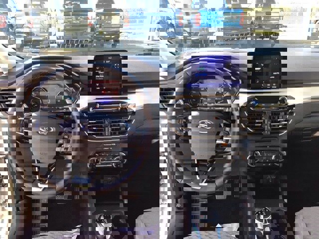 Certified 2022 Ford Escape SE w/ Convenience Package image 10