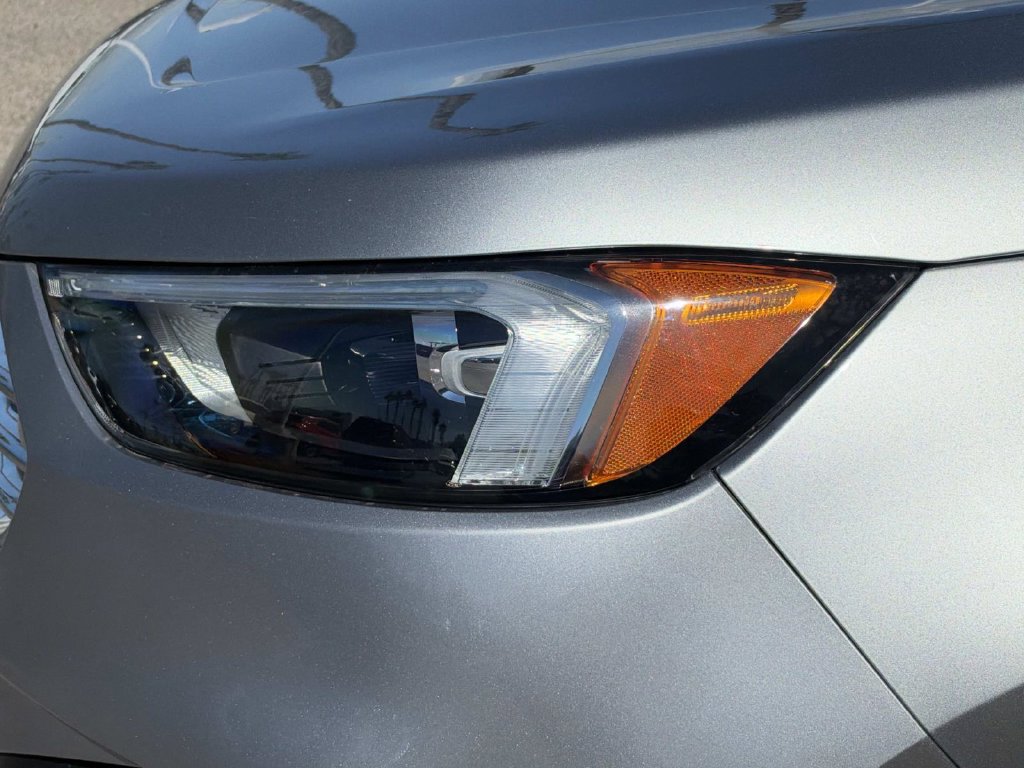 Certified 2024 Ford Edge Titanium AWD/4WD image 10