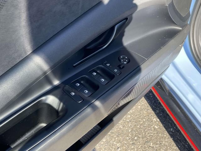 Used 2025 Hyundai Elantra N FWD image 14