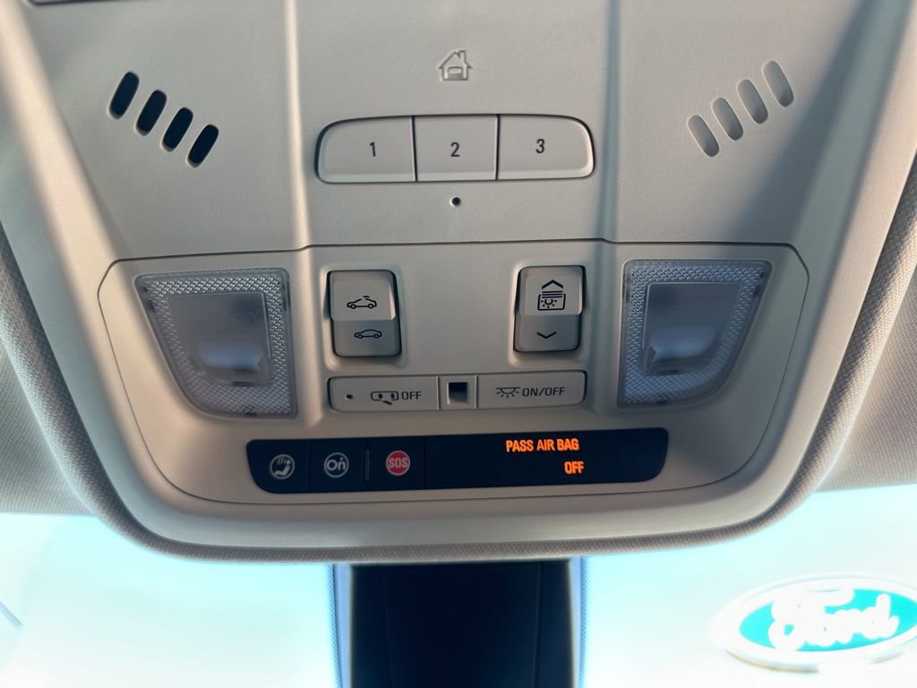 Used 2017 Cadillac XT5 Premium Luxury w/ LPO, Wheel Lock Package image 40