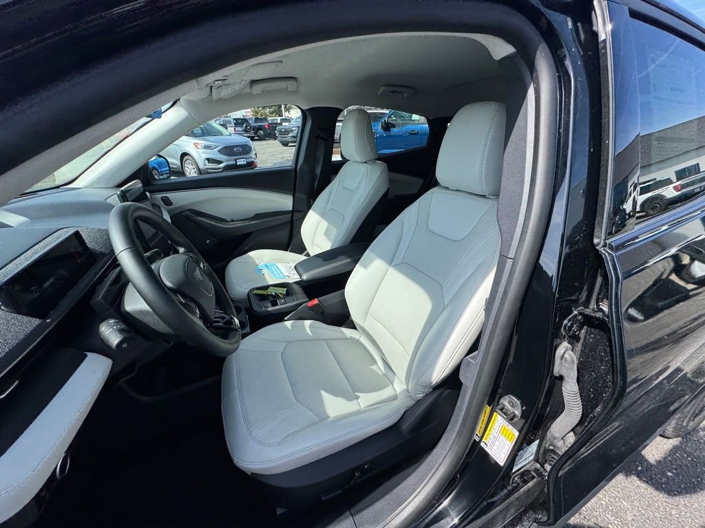 Certified 2025 Ford Mustang Mach-E Premium AWD/4WD image 13