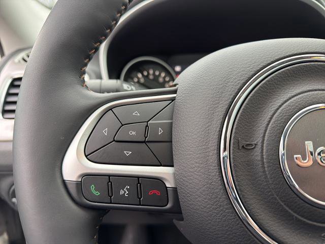 Used 2018 Jeep Compass Latitude w/ Popular Equipment Group image 21