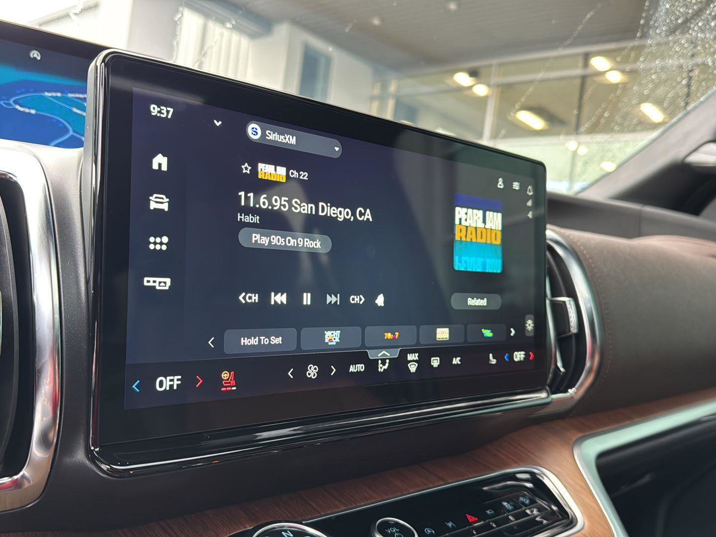 Certified 2025 Ford Expedition Max King Ranch image 21