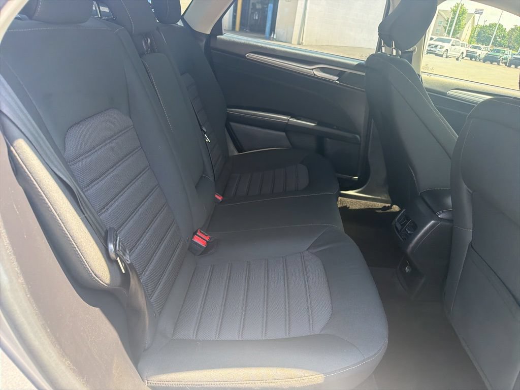 Certified 2020 Ford Fusion SE FWD image 43