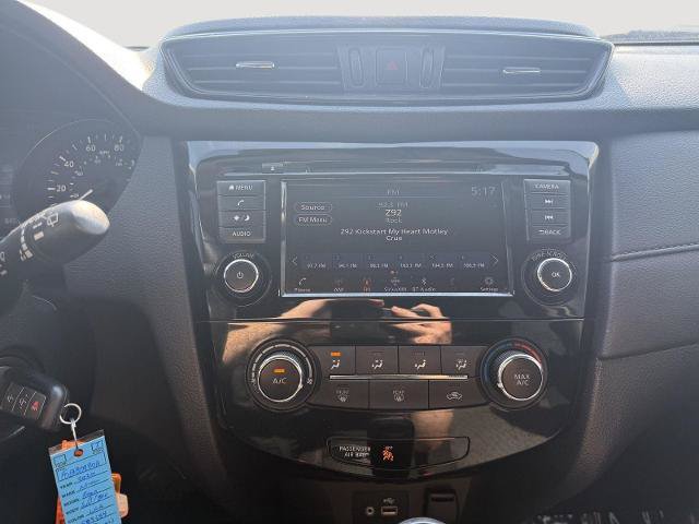 Used 2020 Nissan Rogue S w/ Special Edition Package AWD/4WD image 12