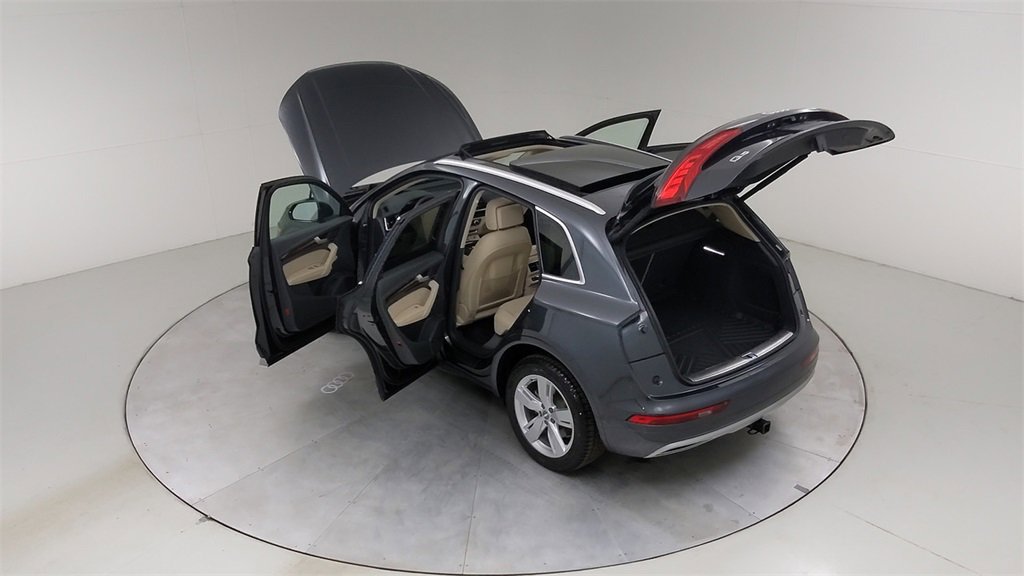 Used 2019 Audi Q5 Prestige w/ Prestige Package image 51