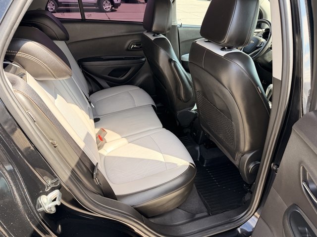 Used 2018 Chevrolet Trax LT w/ Driver Confidence Package image 9
