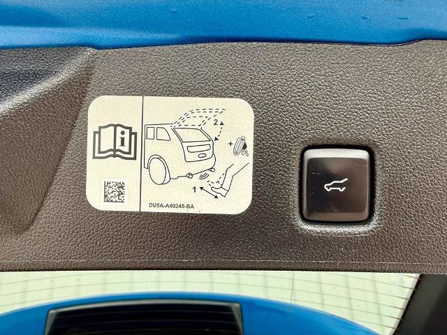 Certified 2020 Ford Escape SEL AWD/4WD image 18