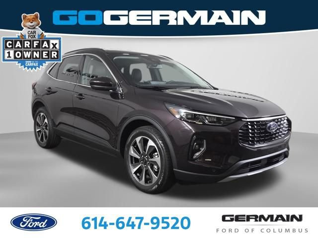 Certified 2023 Ford Escape Platinum AWD/4WD image 5