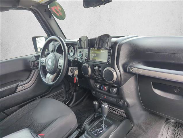 Used 2017 Jeep Wrangler Unlimited Sport image 21