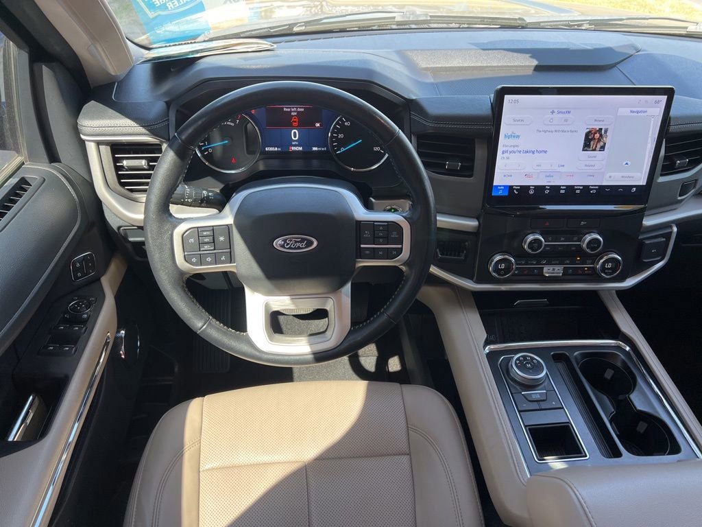 Certified 2022 Ford Expedition XLT image 22