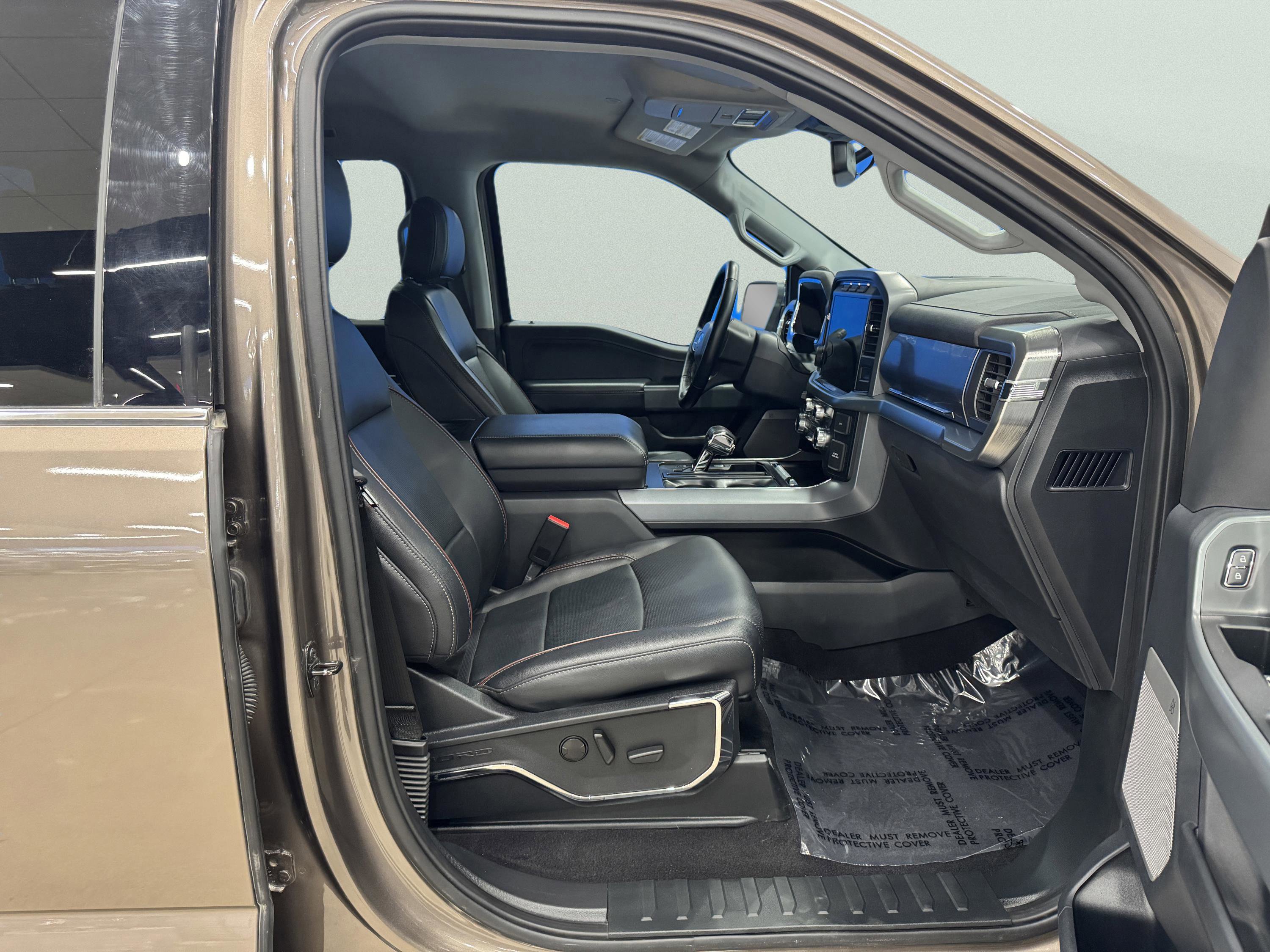 Certified 2023 Ford F150 Lariat w/ Trailer Tow Package image 13