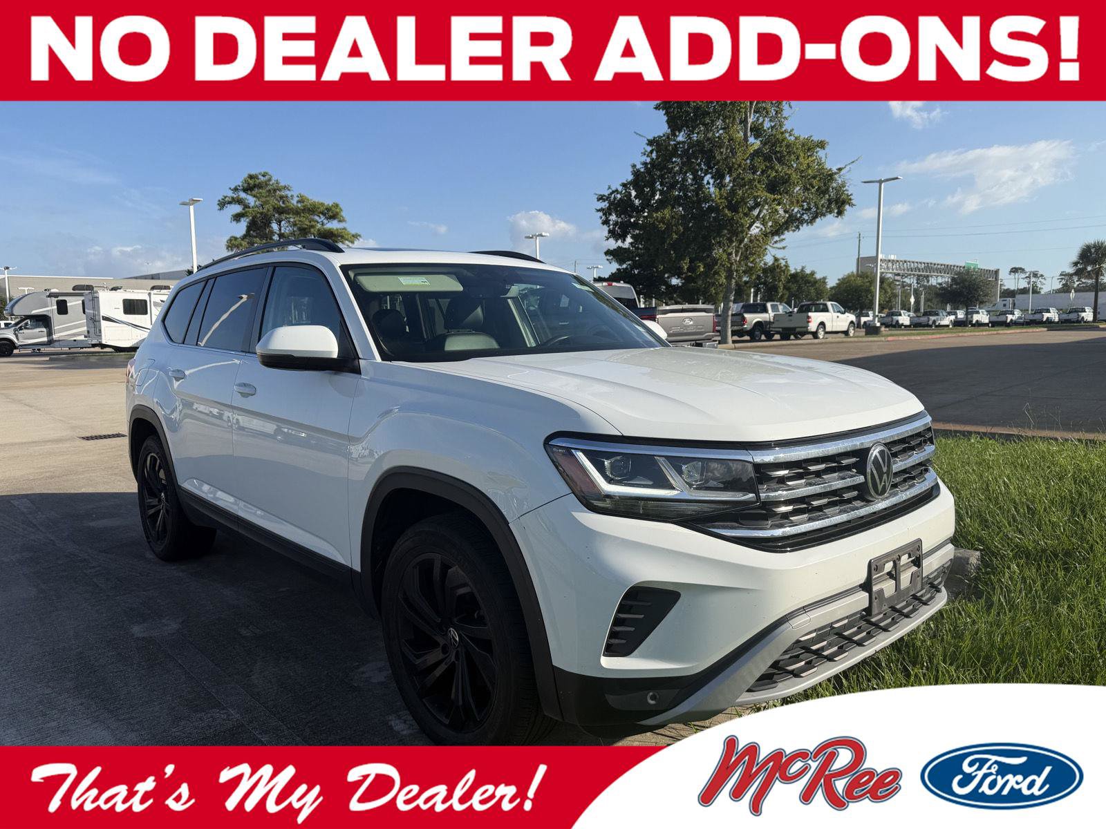 Used 2022 Volkswagen Atlas SE w/ Panoramic Sunroof Package