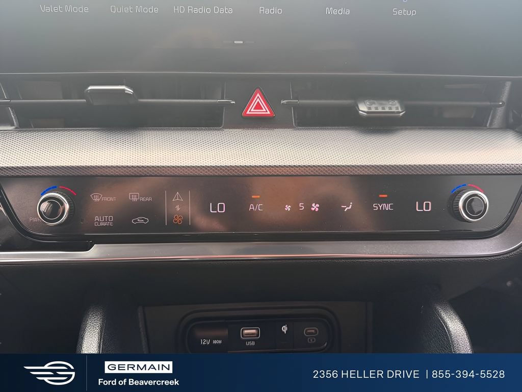 Used 2025 Kia Sportage SX AWD/4WD image 20