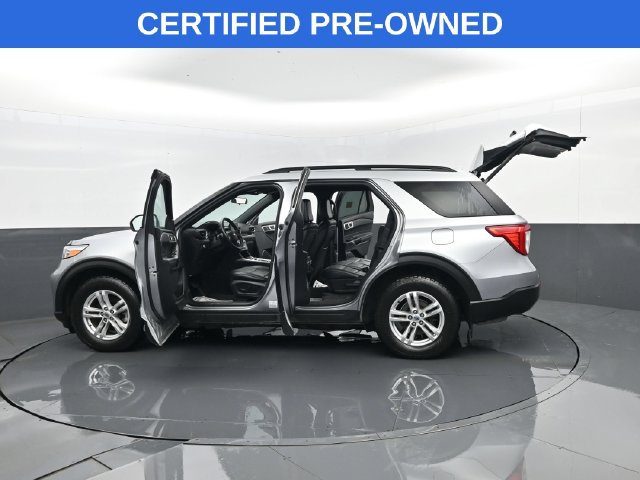 Certified 2020 Ford Explorer XLT w/ Equipment Group 202A AWD/4WD image 31