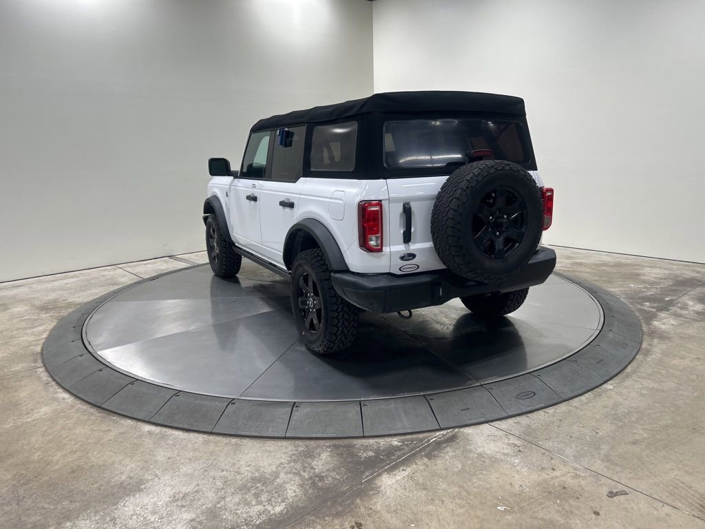 Certified 2022 Ford Bronco Black Diamond image 3