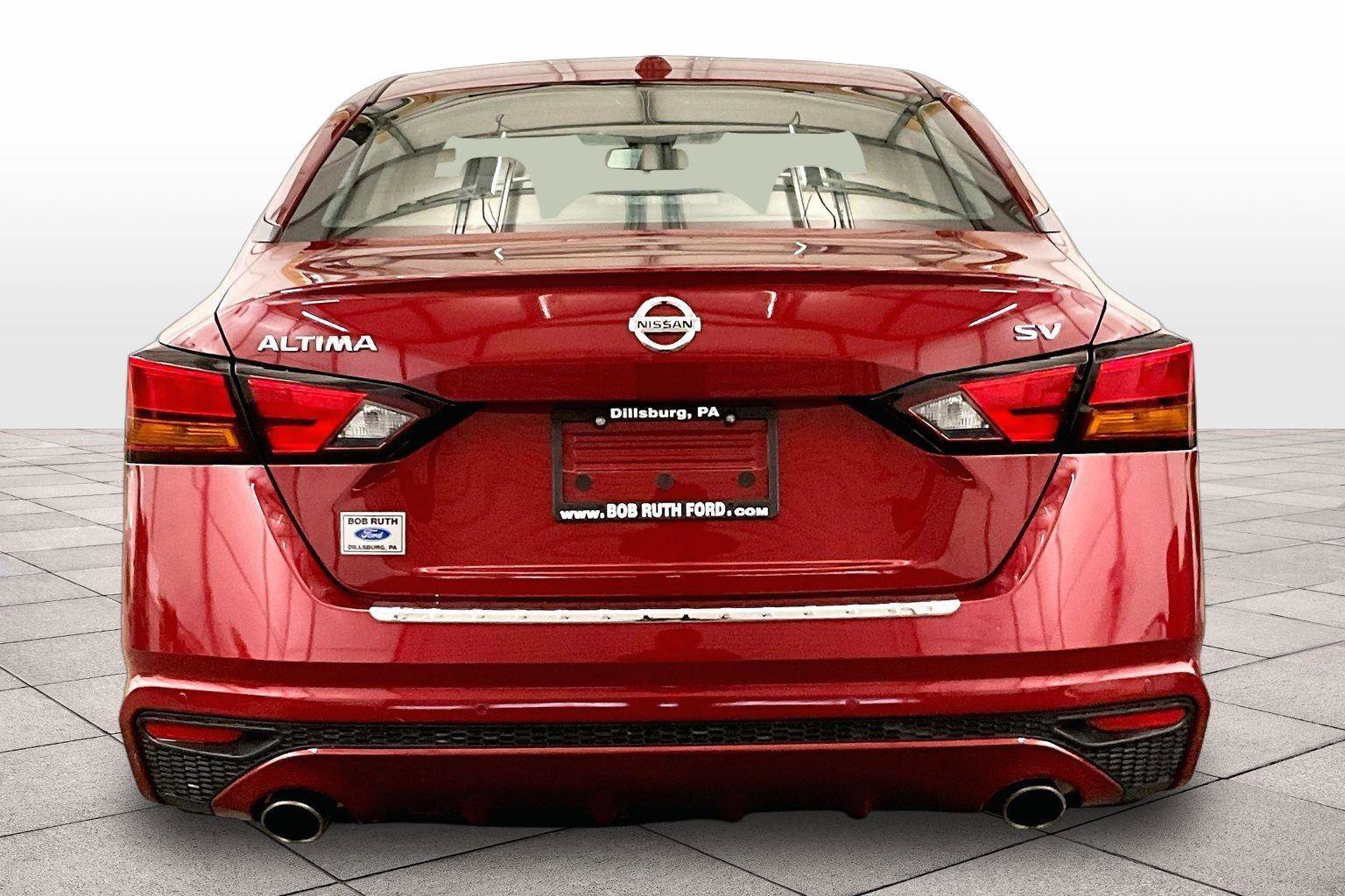Used 2021 Nissan Altima 2.5 SV w/ SV Premium Package image 4