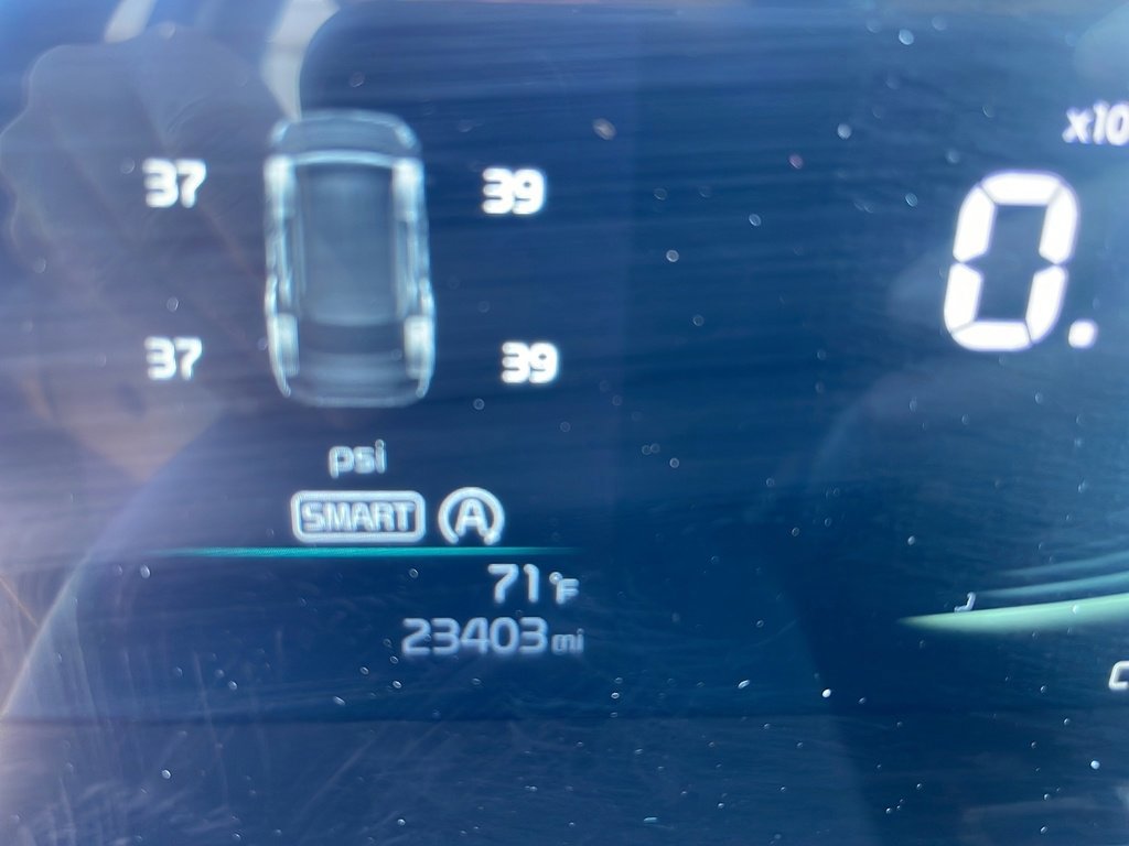 Used 2024 Kia Sportage EX image 17