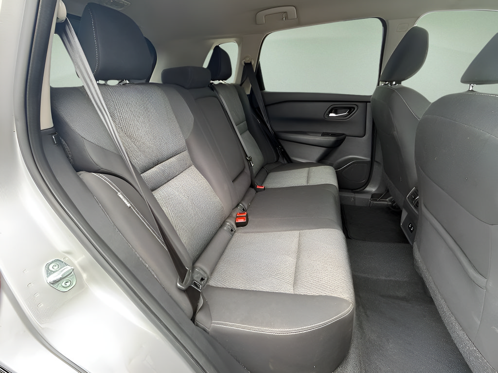 Used 2024 Nissan Rogue SV AWD/4WD image 20