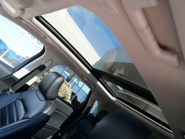 Certified 2023 Ford Edge SEL w/ Convenience Package AWD/4WD image 11