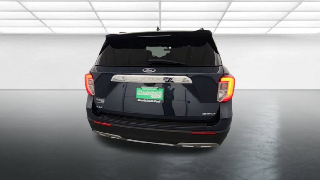 Certified 2022 Ford Explorer XLT w/ Equipment Group 202A image 8