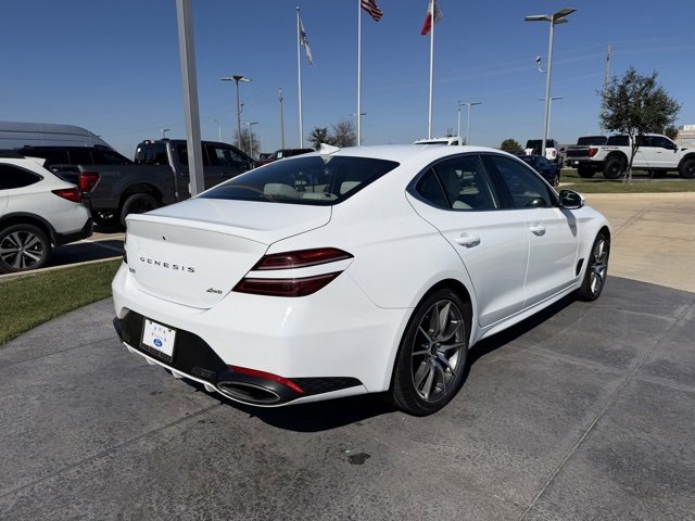 Used 2025 Genesis G70 2.5T image 3