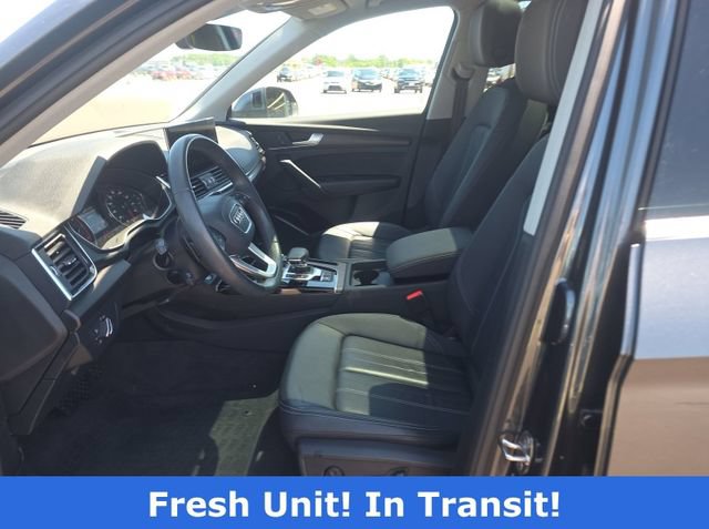 Used 2023 Audi Q5 2.0T Premium w/ Convenience Package AWD/4WD image 5